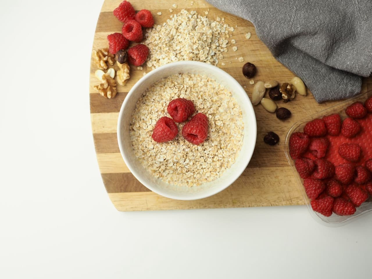 Elmalı Tarçınlı Yulaf Bowl için temsili sunum fotoğrafı
