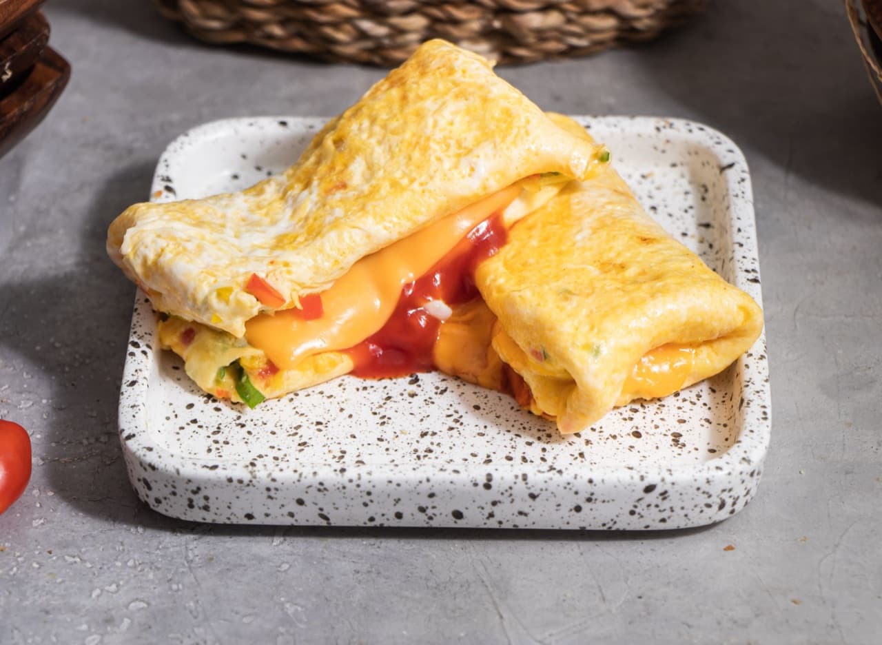 Kabaklı Peynirli Omlet için temsili sunum fotoğrafı