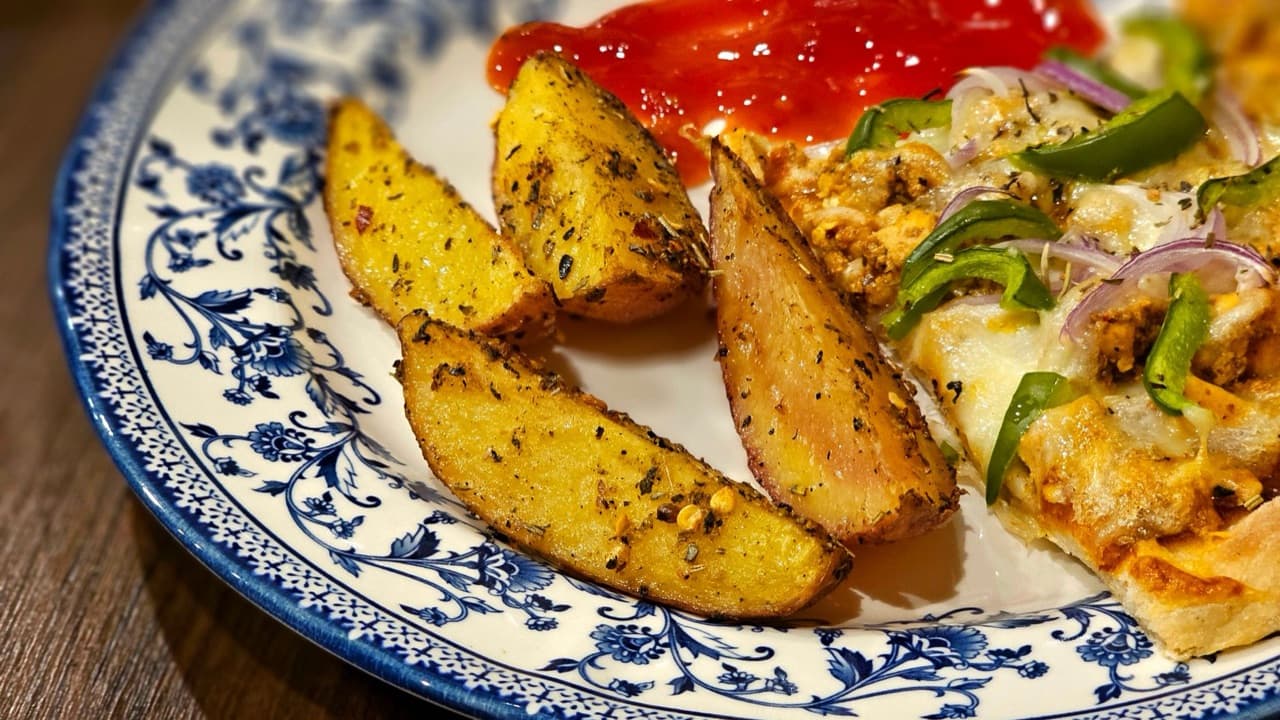 Patates Salatası için temsili sunum fotoğrafı