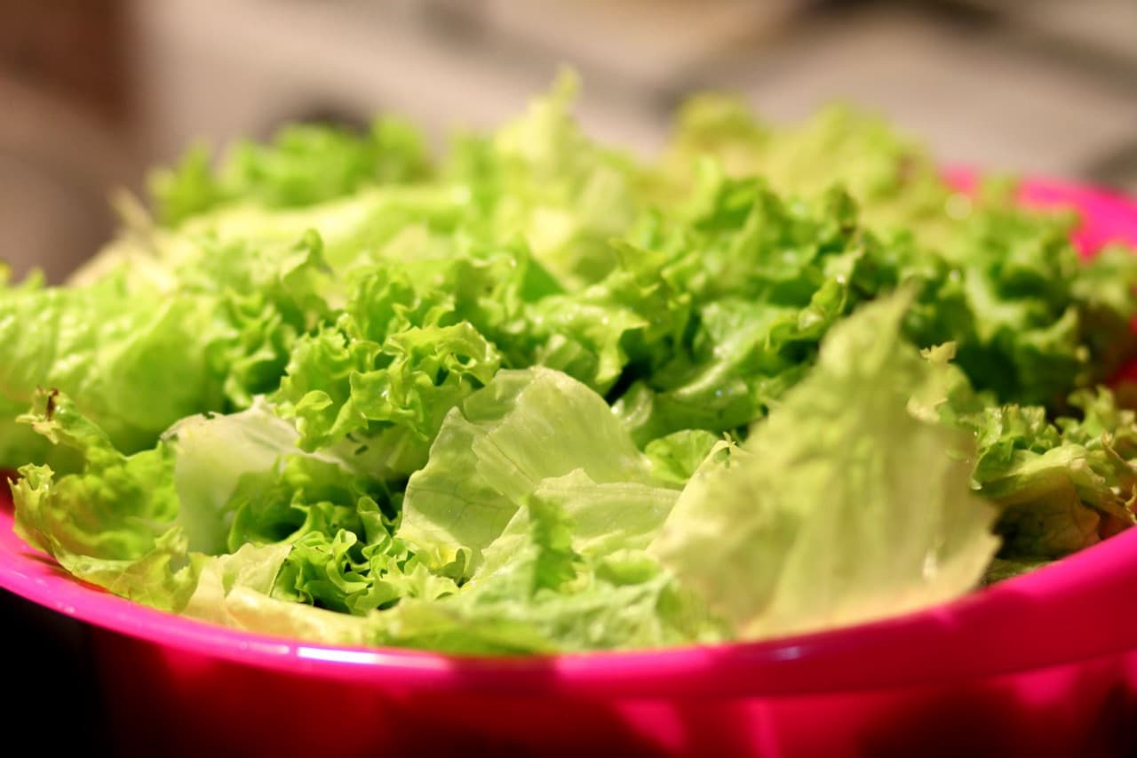 Roka Salatası için temsili sunum fotoğrafı