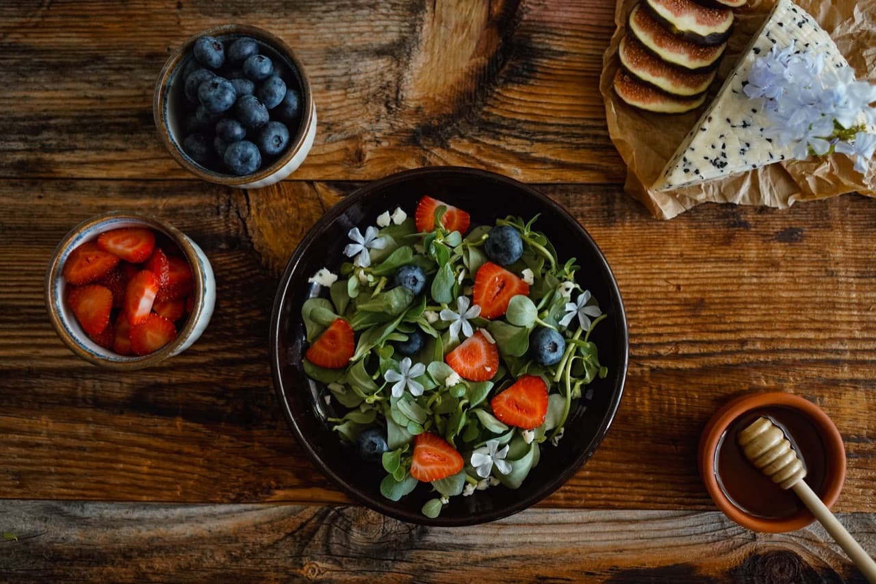 Semizotu Salatası için temsili sunum fotoğrafı